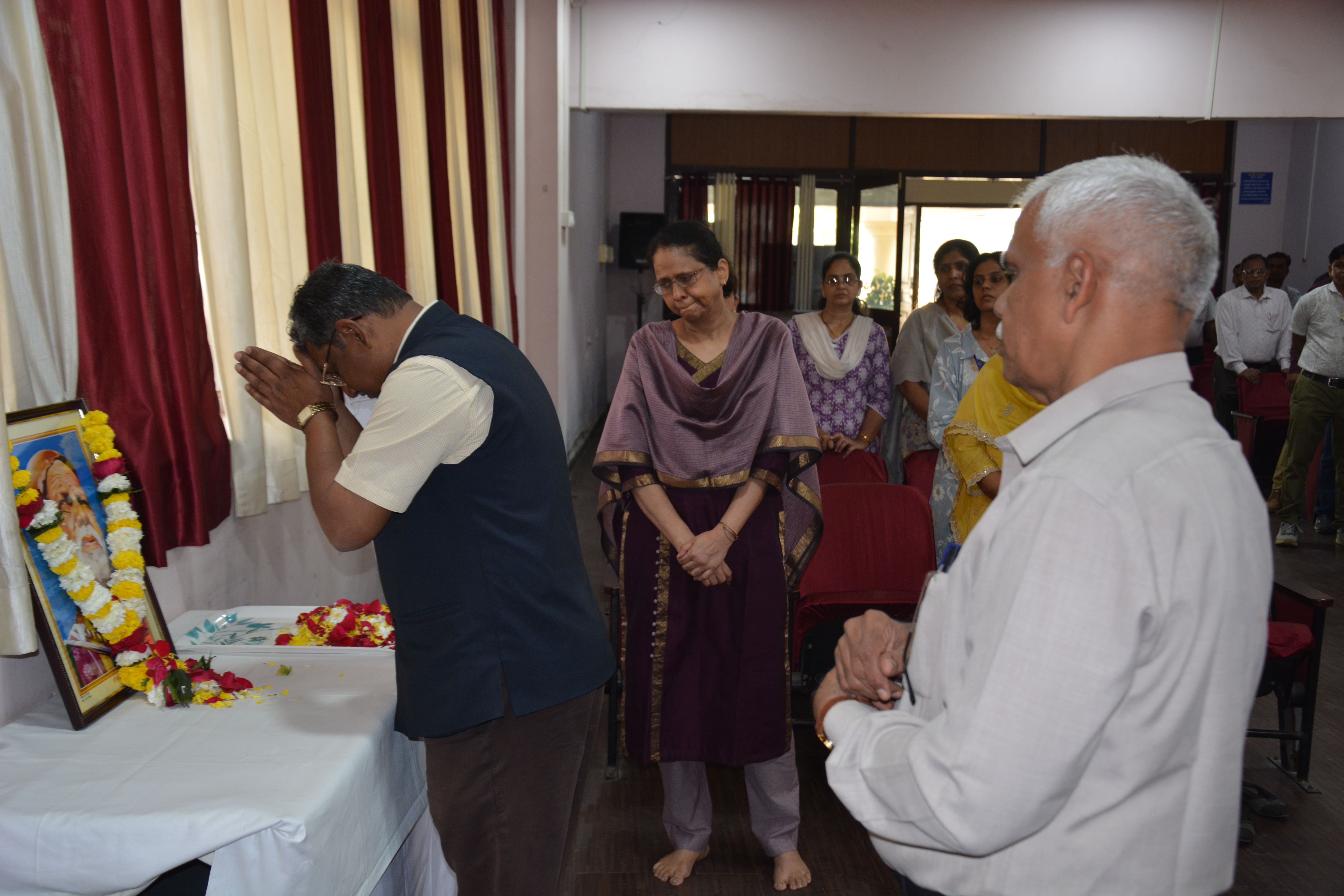 Photos for Sant Gadge Baba Jayanti celebration at MAFSU h.q (4).jpg